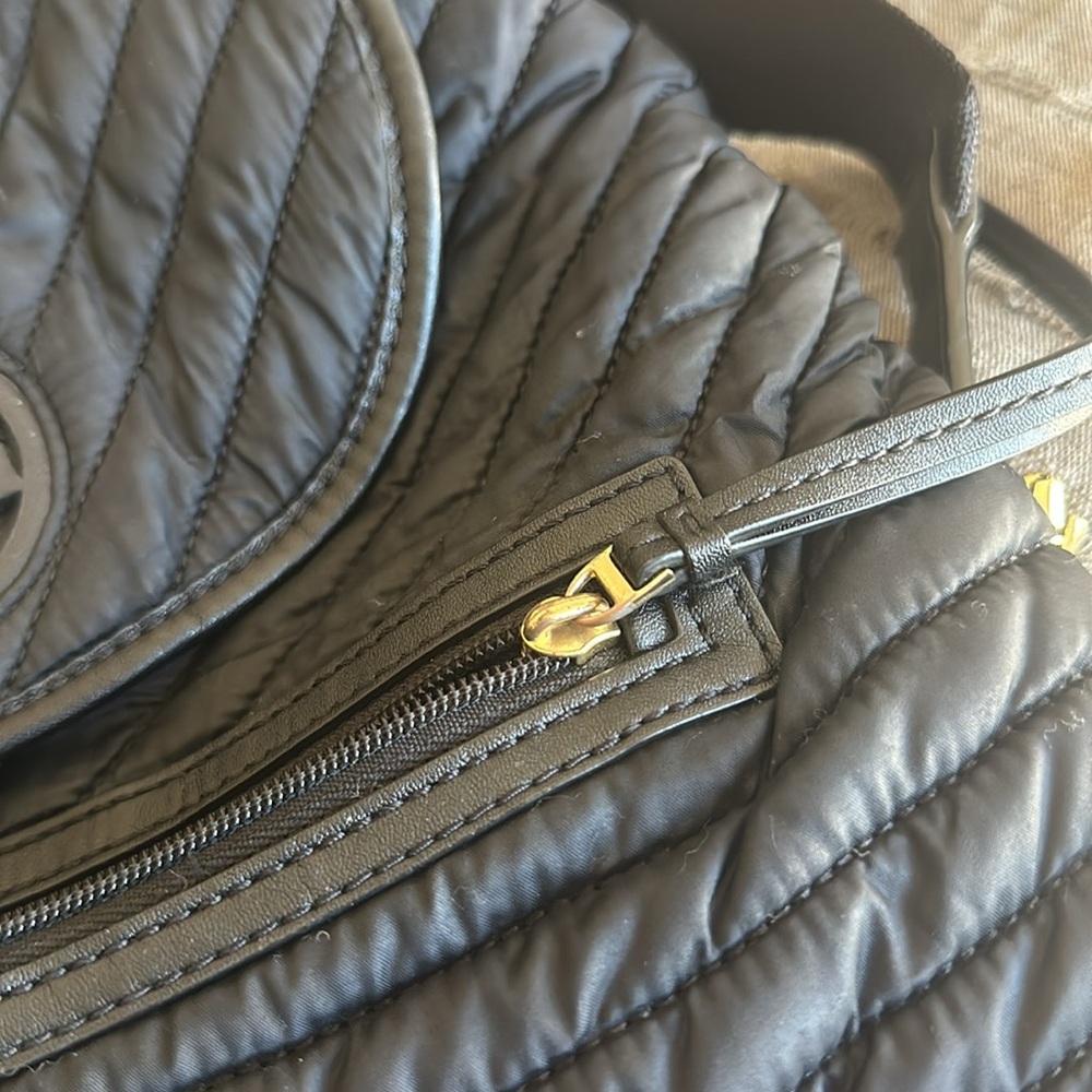 Tory Burch Quilted Backpack - Picture 8 of 8